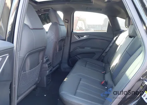 2024 Audi Q4 Sportback E-Tron Premium Plus 55 Quattro из США, поврежденный, VIN WA13UBFZ6RP038236